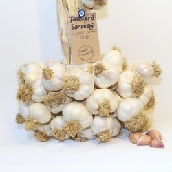 Orta Boy  ( 5 KG ) Taşköprü Sarımsağı