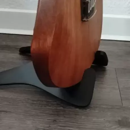Elektro gitar standı