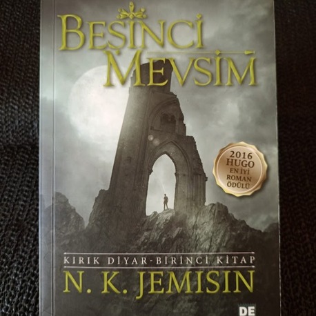BEŞİNCİ MEVSİM KIRIK DİYAR 1. KİTAP 