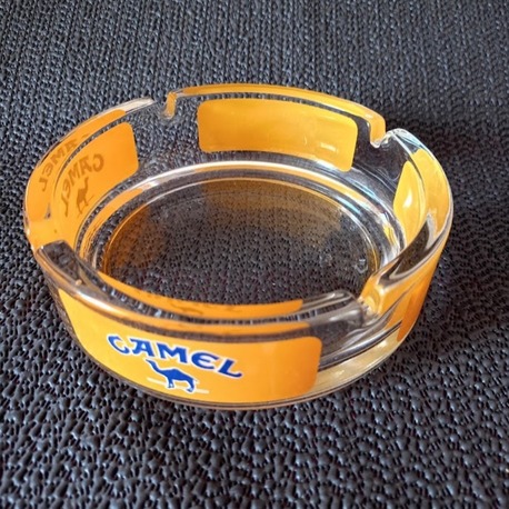 CAMEL CAM KÜLLÜK VINTAGE. 2 ADET, SIFIR ÜRÜN.