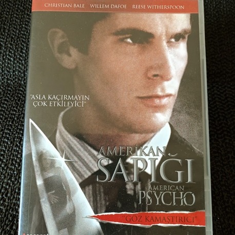 AMERİKAN SAPIĞI - AMERICAN PSYCHO  - DVD TR SEÇENEKLİ.
