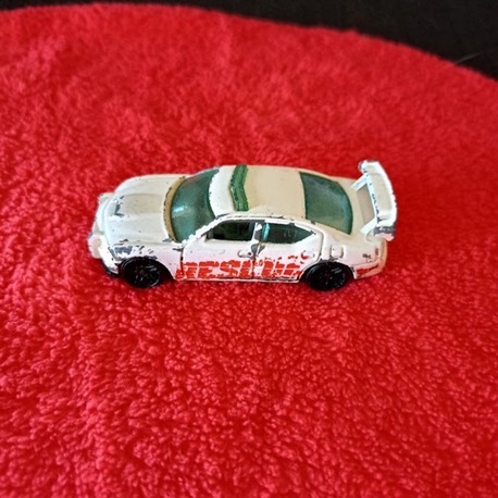 HOT WHEELS 2009 DODGE CHARGER DRIFT.