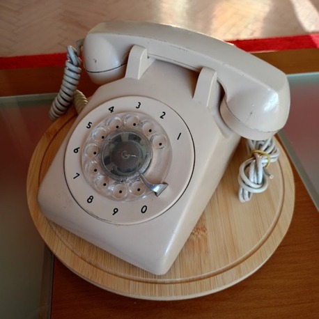 NORTHERN ELECTRIC TELEKOMINIKASYON NOSTALJİK ÇEVİRMELİ TELEFON. Dönem. 70-80