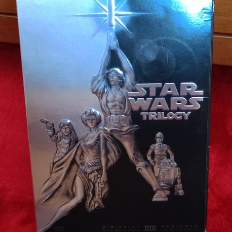 STARWARS TRILOGY 4 DISK DVD BOX SET.