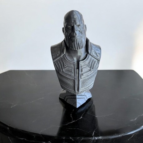 Thanos Büst Gri