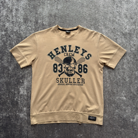 Henleys Kuru Kafa Desenli Taşlı Kadın Tişört