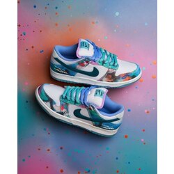 Nike SB Dunk Low Futura Laboratories Bleached Aqua