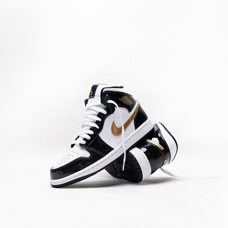 Air Jordan 1 Mid Patent Black Gold