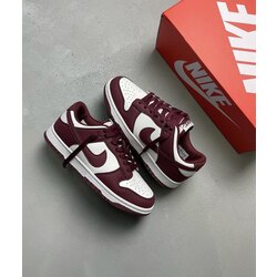 Nike Sb Dunk Low Bordeaux