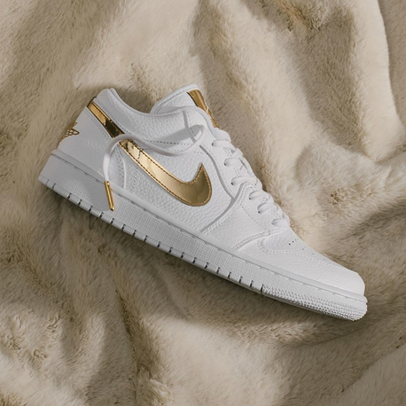 AJ 1 Low White Metallic Gold