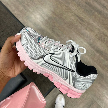 Nike Vomero 5 Pink