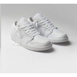 Air jordan low Triple White