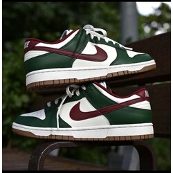Nike Dunk Low  'Gorge Green'