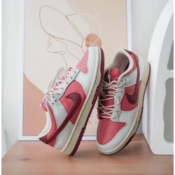 Nike Dunk Low ‘Valentine’s Day 2024 Alternate’
