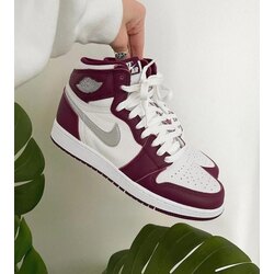 Jordan 1 Retro High OG ‘Bordeaux’