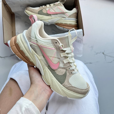 Nike V2K Run ‘ Beige Pink Brown’
