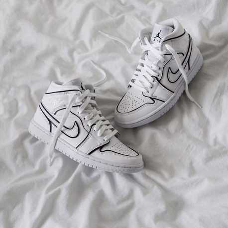 Air Jordan 1 Mid “Iridescent Reflective White”