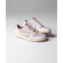 Air Jordan 1 Low OG Travis Scott “ Shy “