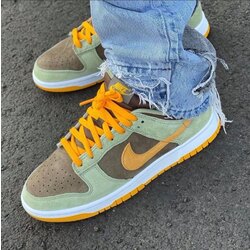 Nike Dunk Low SE Dusty Olive
