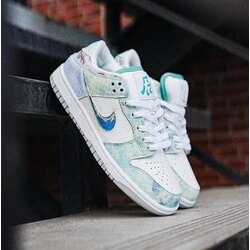 Dunk Low Steam Puppet Cny