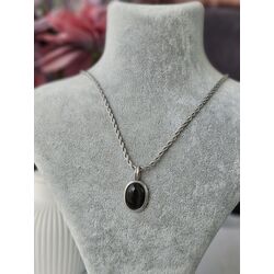 Deep Black Kolye
