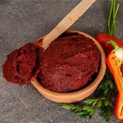 TATLI BİBER SALÇASI 1 KG