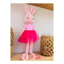 pembe tavşan 2