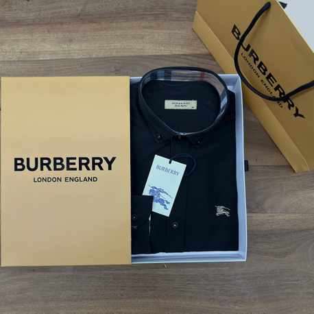 İTHAL LÜX  / BURBERRY GÖMLEK RENK SİYAH YAKA DETAYLI KOL DETAYLI