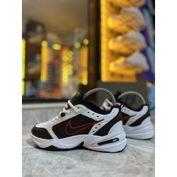 Nike monarch 