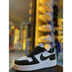 Nike Court 
