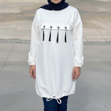 Kuş gözü püsküllü kapşonlu tunik 