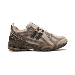 NEW BALANCE 1906r 