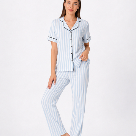 Mavi çizgili kadın pijama takımı