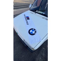 Beyaz BMW MPerformence Gögüs Havlusu