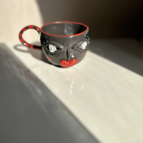Reptilian mug