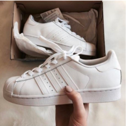 Adidas Superstar “All White”