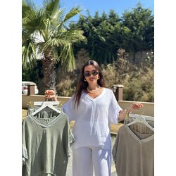 İthal saten bel ve yaka detaylı petek dokulu takım