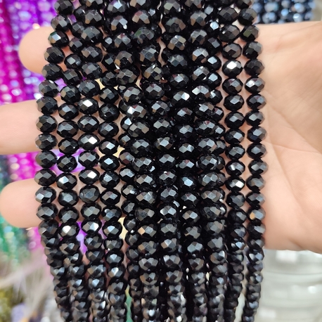 8 mm Kristal siyah 1 dizi