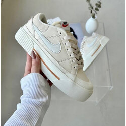 Nike court Bej