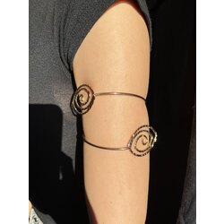 Leaf Arm Cuff