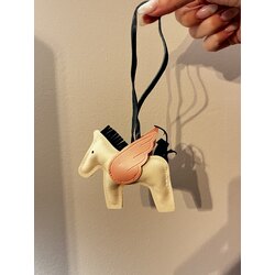 Deri Krem Pegasus Çanta Charm