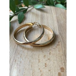 Orta boy halka gold küpe