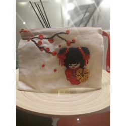 KOKESHI BEBEK DESENLI CLUTCH
