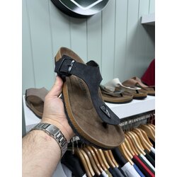 BIRKENSTOKC PARMAK ARASI TERLİK SİYAH