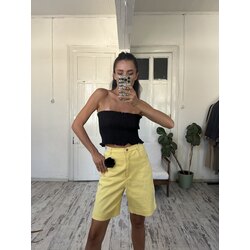 Joy Germany Denim Kumaş Gül Detaylı Şort
