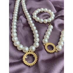 Tam altın çerçeveli set