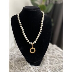 Çeyrek Dorika model kolye