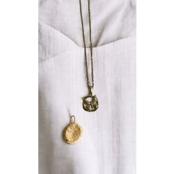 Çelik Antik Charm Kolye