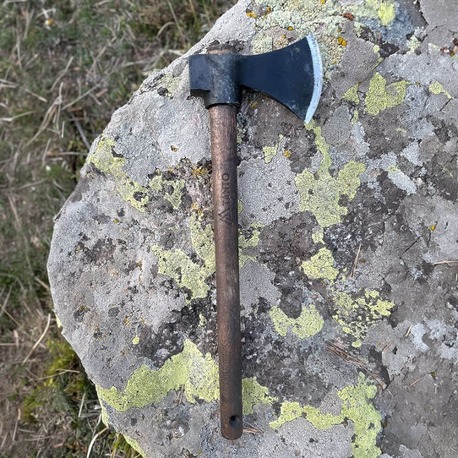 Tomahawk Kamp Baltası