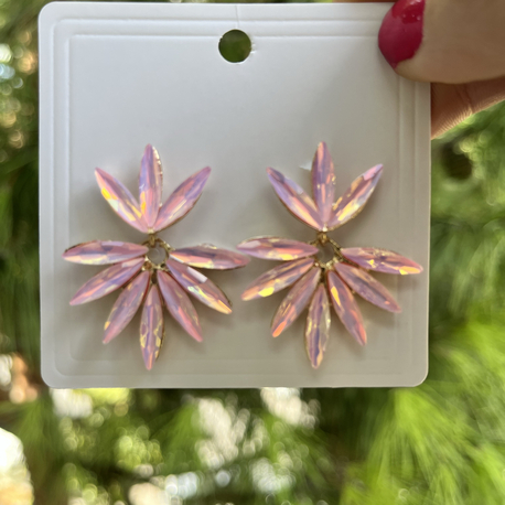 Pembe kristal taşlı küpe 